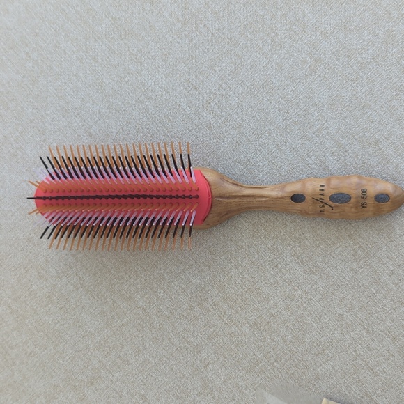 YS Park styling brush - Picture 2 of 5